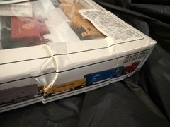 Bachman Diesel Hustler -Santa Fe train set #00021 UNOPENED – Damaged Box