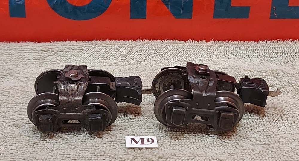 Lionel prewar wheel trucks, w/ box couplers, cleaned and ready!!! M9
