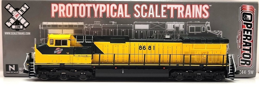 Scale Trains SXT10734 N Chicago & Northwestern GE C44-9W Diesel Locomotive #8681