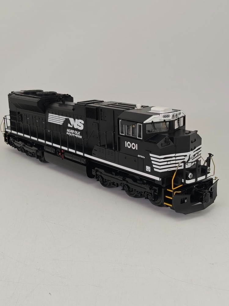 MTH RailKing 30-4219-1E SD70ACe Norfolk Southern #1001 O Scale PS3 Box