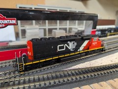 CS INTERMOUNTAIN GMD SD40-2W: CN CANADIAN NATIONAL CNNA MAP #5272 – ITEM #49304