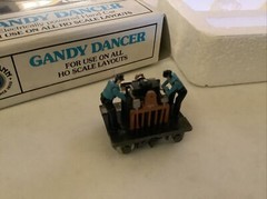 Vintage Bachmann #46-1202 HO Scale Gandy Dancer Railroad Car With Men- Tested