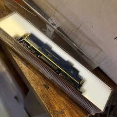 Atlas N Scale GE U25B Phase IIa Locomotive C&O Chesapeake & Ohio #4456