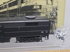 Proto 2000 HO Scale 8393 Undecorated Dummy FB-2 B Unit Diesel Locomotive NOS