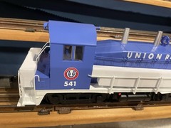 LIONEL UNION RR HOT METAL NW2 DIESEL LOCOMOTIVE ENGINE #2322061