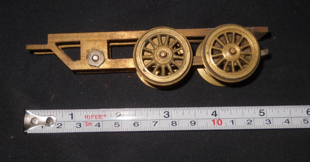 O Scale Brass Electric 4-Wheel Frame & 52″ Wheels for Restoration