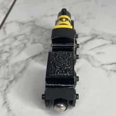Thomas & Friends Wooden Railway Train Tank Busy as a Bee James Engine w/ Tender