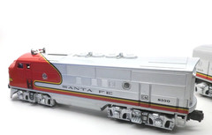 Lionel 6-11711 O Santa Fe F-3 ABA Diesel Locomotive Set #8100/8100/8102