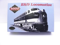 PROTO 2000 E8/9 LOCOMOTIVE – ILLINOIS CENTRAL #4025 HO SCALE – DC