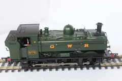 Bachmann 32-215 Class 57XX GWR Green Pannier Tank 5775 – Boxed