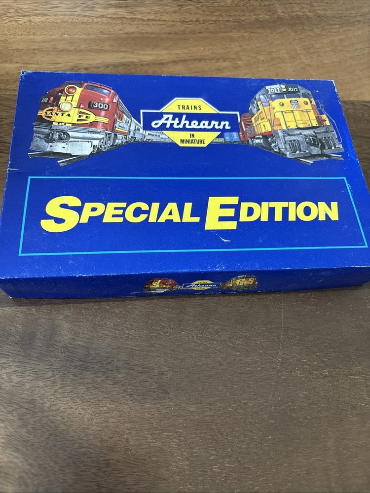 RARE 100th Anniversary Athearn SE HO Florida East Coast GP40-2 Powered & Dummy