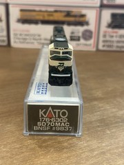 KATO 1766302 N SCALE EMD SD70MAC BNSF 9782 Locomotive DC Lightly Used