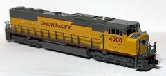 KATO 176-7607 N-Scale SD70M Locomotive with Digitrax DCC Union Pacific #4000 NIB
