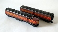 Con-Cor N Trains GM&O Locomotive Engine & Dummy 290 Gulf Mobile