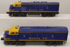 Lionel 6-18117 O Gauge Santa Fe Blue/Yellow F3 AA Diesel Set EX/Box