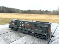 HO Guilford Maine Central #226 U25b Diesel Locomotive