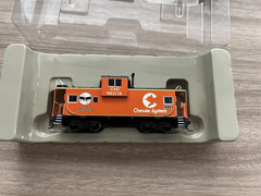 ATHEARN HO 7513 CHESSIE WIDE VISION CABOOSE C&O 903118