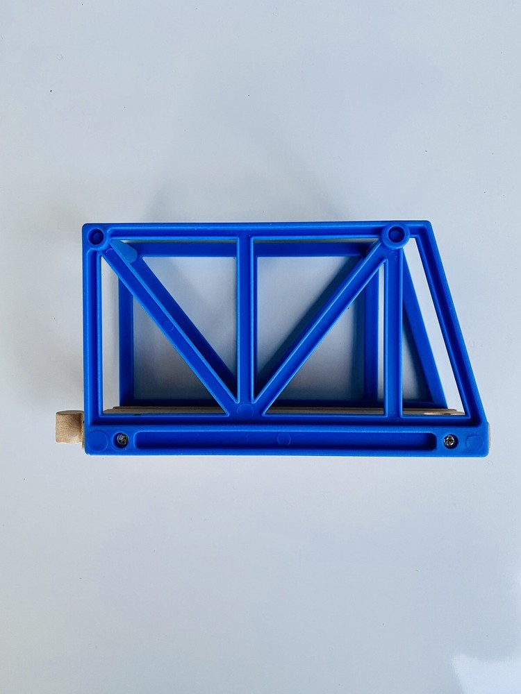 THOMAS & FRIENDS WOODEN RAILWAY – Blue Bridge Straight Track