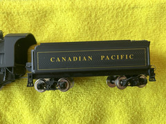 Mehano HO Canadian Pacific 2-6-0 Mogul Steam Locomotive w/ Tender Light – VIDEO