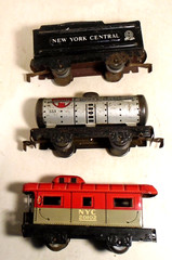 THREE VINTAGE MARX TIN 4 WHEEL rolling stock assortment – SA H