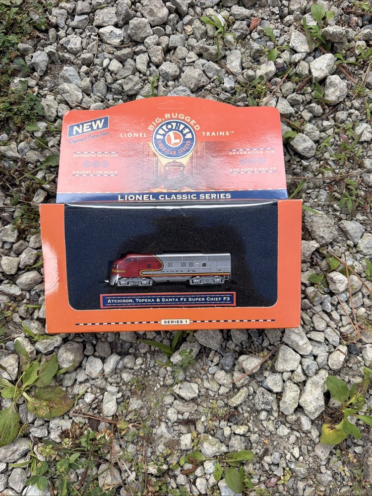 Lionel Classic Series/Atchison,Topeka&Santa Fe Super Chief F3 Die Cast. 1998