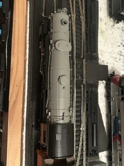 HO SCALE-MILWAUKEE ROAD “CHIPPEWA” 4-6-2 ENGINE #5087+TENDER -RIVAROSSI AHM