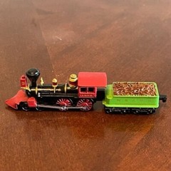 1999 Lionel classic Series Miniature Die-Cast Train Steam Locomotive vintage