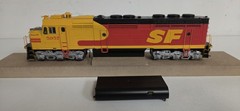 Athearn Genesis HO ATHG67658 F45 Santa Fe #5957 Kodachrome Tsunami Sound DCC/DC