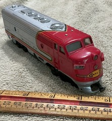 HO Model Power Santa Fe F-3 Diesel Locomotive, UNUSED Light works, Tries to run