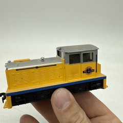 HO Scale Rio Grande Main Line The Rockies Yellow Yard Switcher Powered Engine