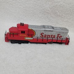 HO Scale Tyco Diesel Loco Railroad Engine Train Santa Fe #2092 Parts Only READ