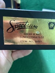 HO Bachmann Spectrum #85001 GE-DASH 8-40C Diesel Locomotive N I B (HO104524)