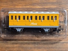Bachmann HO Gauge Thomas The Tank Engine #1 & Passenger Coaches Annie + Clarabel