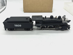 IHC – Ho – 2-6-0 Mogul M510 Locomotive ATSF – Runs perfectly