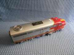 Aristo-Craft 2010 G Scale Santa Fe Alco FA-1 Diesel Locomotive Warbonnet G Scale