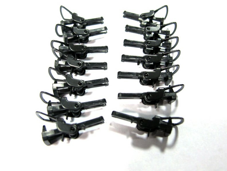20Pcs / Lot 1/87 Model Train Ho Scale Proportional Universal Hook Accessories