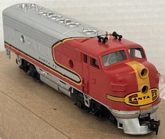 Athearn Santa Fe F7A HO Scale Diesel Locomotive Model 3001. Made In USA!