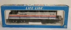 HO Scale Life-Like Amtrak 229 Engine