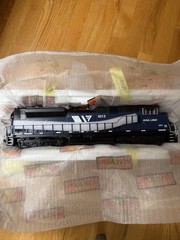 MTH RailKing 30-2990-1 SD70ACe Montana Rail Link Diesel PS.2 with PS2 Hopper Car