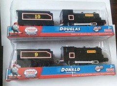 new Trackmaster Thomas And His Motorized Train – DOUGLAS + DONALD & TENDER SET