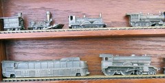 Franklin Mint Pewter “Greatest Trains of the World” Collection (25) Display Case