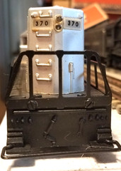 AMERICAN FLYER S 370 DIESEL SWITCHER FOR PARTS OR RESTORATION.