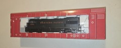 ATLAS 8680 HO GE U23B Western Pacific #2260 – DC/DCC Plug OSS NEW MIB TRAIN