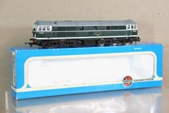 AIRFIX 54101 RE NUMBERED BR GREEN A1A-A1A CLASS 31 DIESEL LOCOMOTIVE D5516 og