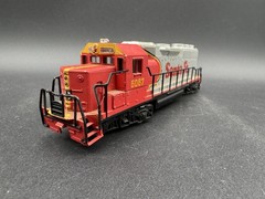 HO Bachmann EMD GP40 Locomotive Santa Fe #6067 HO4532 PWR & DMY Tested Runs