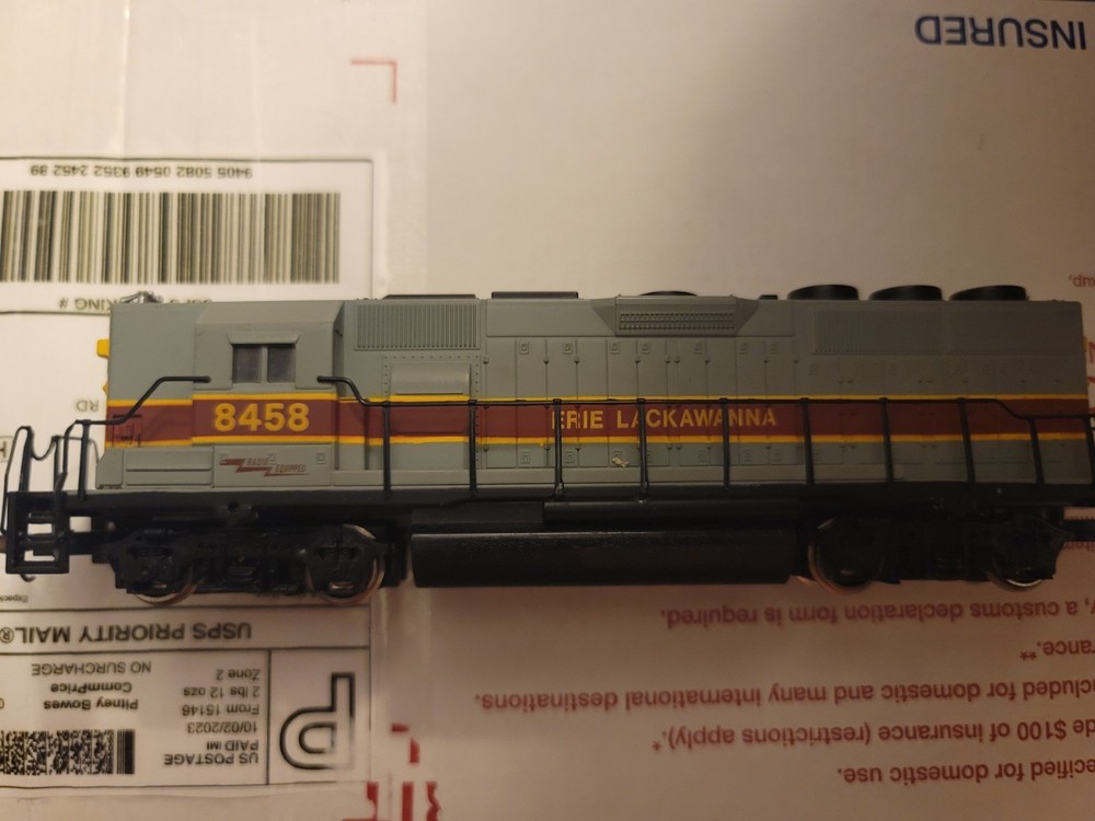 HO Erie Lackawanna Diesel Locomotive