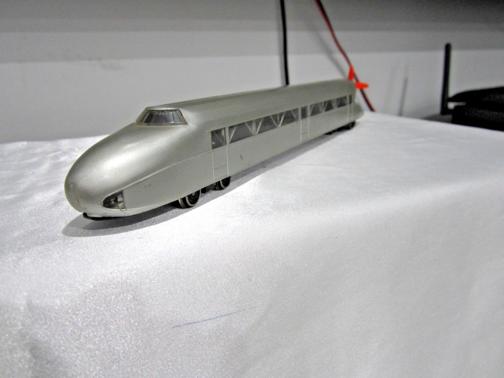 Marklin 3077 HO Kruckenberg Rail Zeppelin, 3 Rail, Analogue