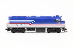 N Kato 176-9001 VRE Virginia Rail Express EMD F40PH No. V36 LOOSE SHELL