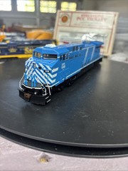 Ho Scale Athearn CEFX #1049 Dash 9 – Runs In Wrong Box
