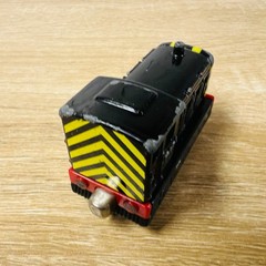 Mavis – Thomas the Tank & Friends Take N Play Along Metal Diecast Push Train